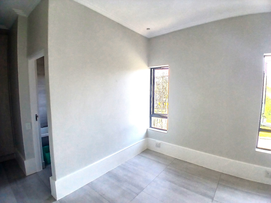 4 Bedroom Property for Sale in Blue Valley Golf Estate Gauteng