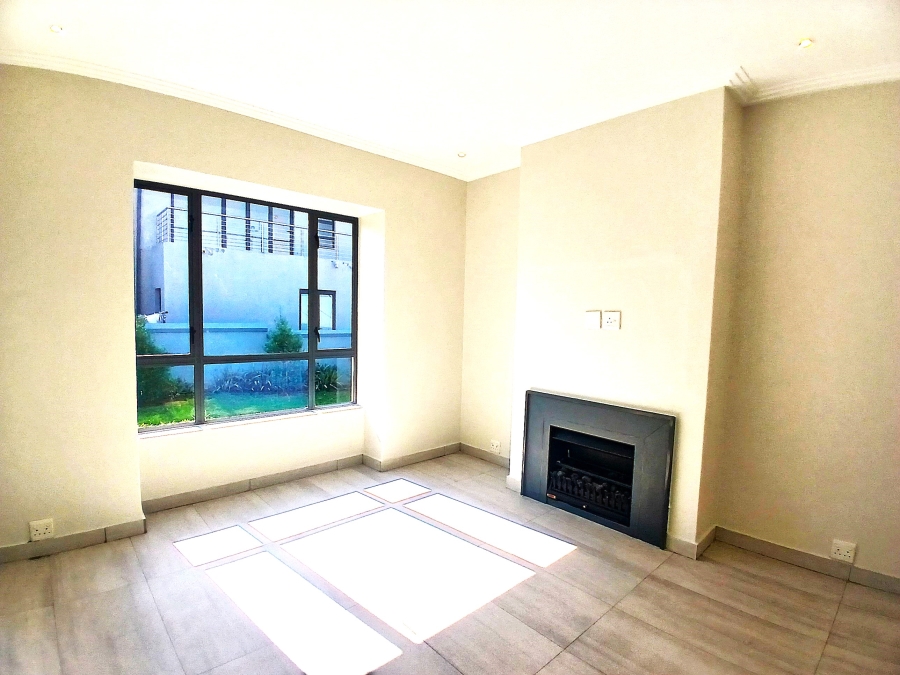 4 Bedroom Property for Sale in Blue Valley Golf Estate Gauteng