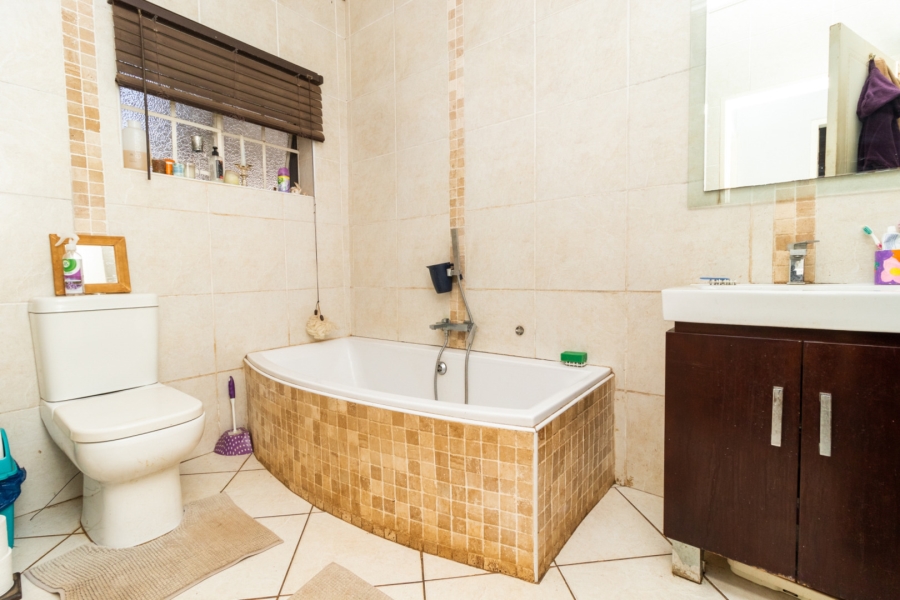 4 Bedroom Property for Sale in Rynfield Gauteng