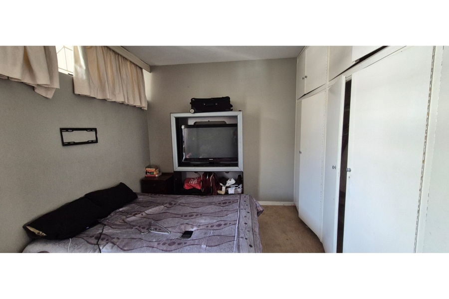 2 Bedroom Property for Sale in Killarney Gauteng