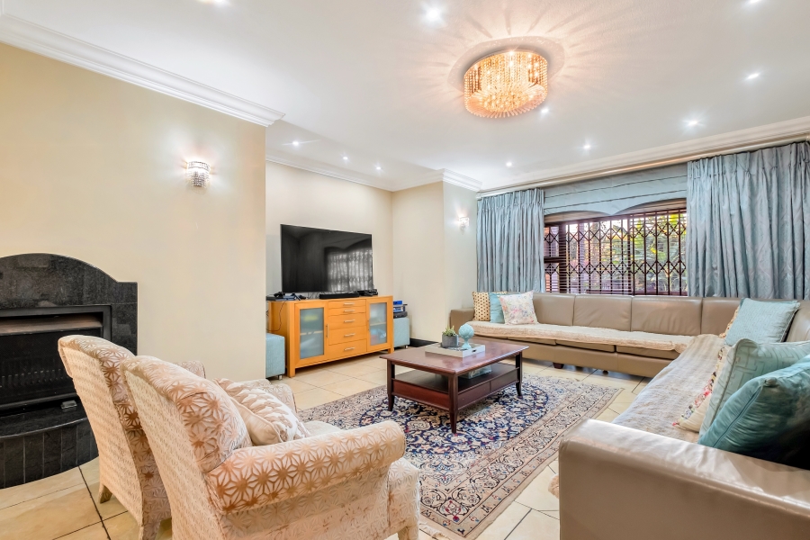 5 Bedroom Property for Sale in Auckland Park Gauteng