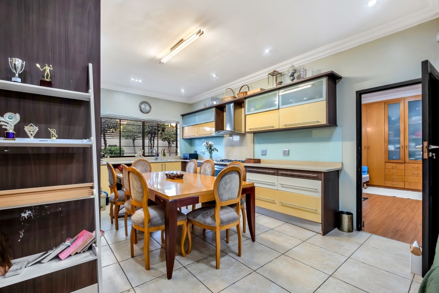 5 Bedroom Property for Sale in Auckland Park Gauteng