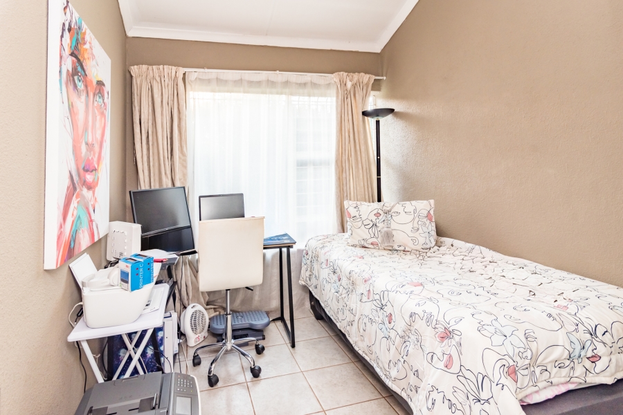 3 Bedroom Property for Sale in Weltevreden Park Gauteng