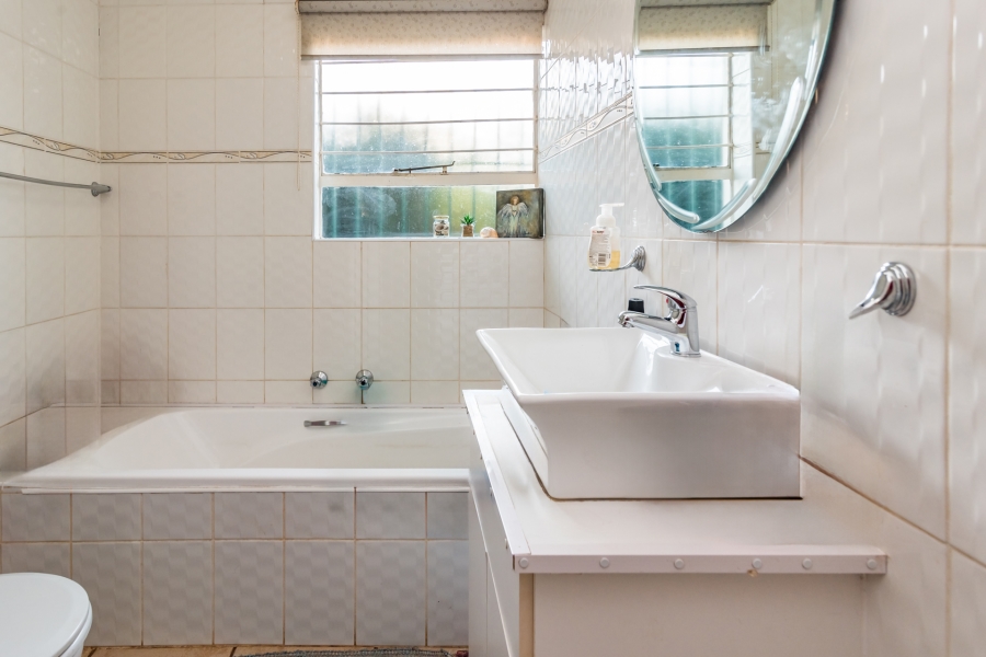 3 Bedroom Property for Sale in Weltevreden Park Gauteng