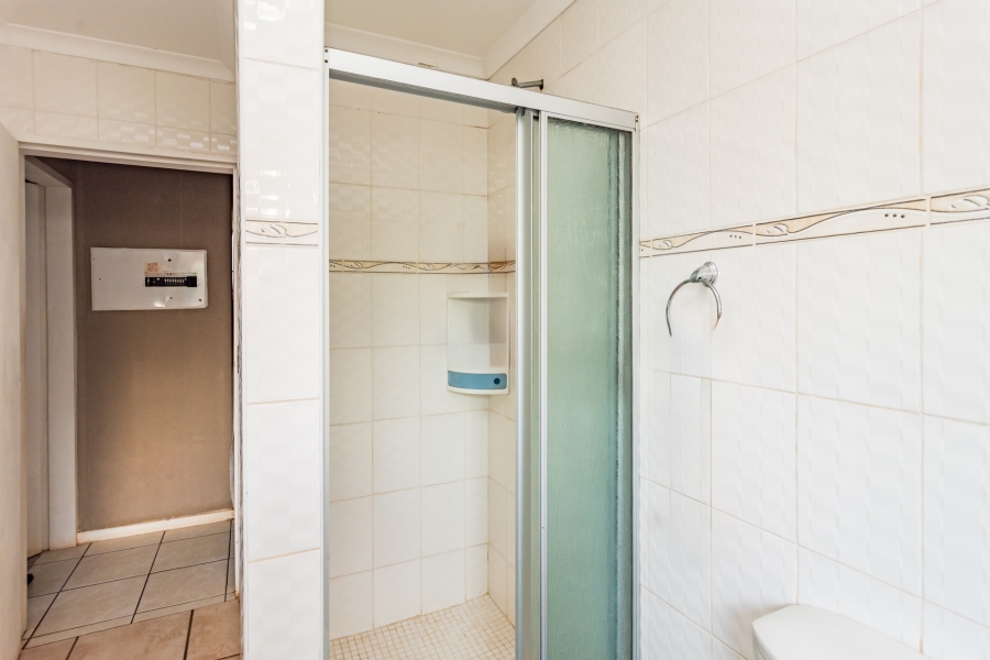 3 Bedroom Property for Sale in Weltevreden Park Gauteng