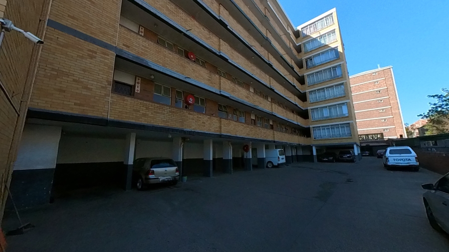 2 Bedroom Property for Sale in Sunnyside Gauteng