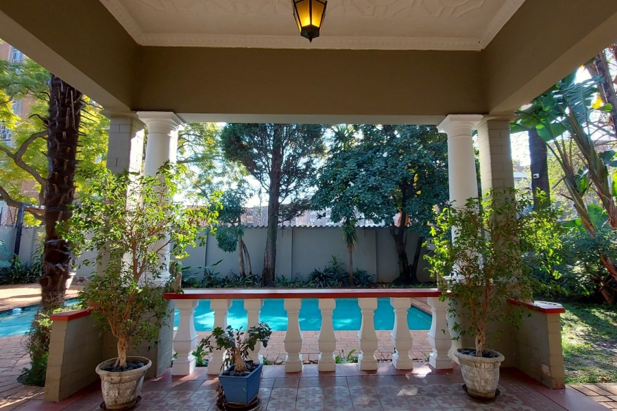 6 Bedroom Property for Sale in Arcadia Gauteng