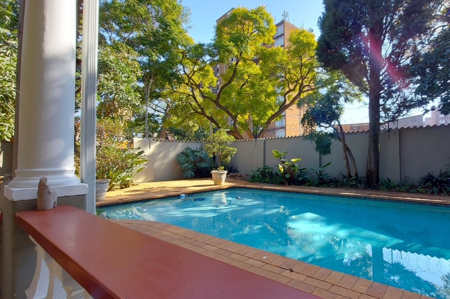 6 Bedroom Property for Sale in Arcadia Gauteng