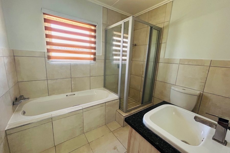 To Let 3 Bedroom Property for Rent in Kyalami Hills Gauteng