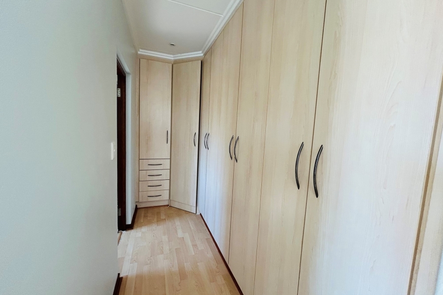To Let 3 Bedroom Property for Rent in Kyalami Hills Gauteng