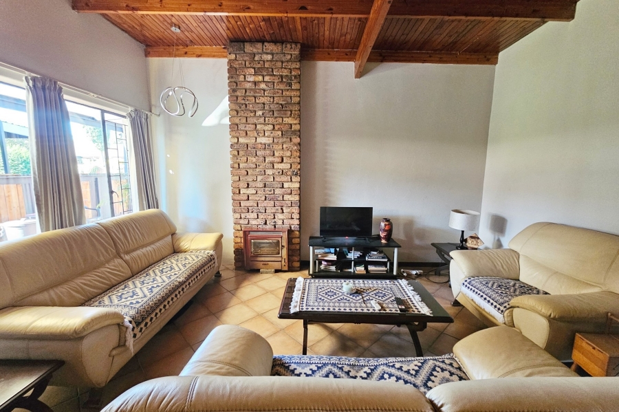 4 Bedroom Property for Sale in Doringkloof Gauteng