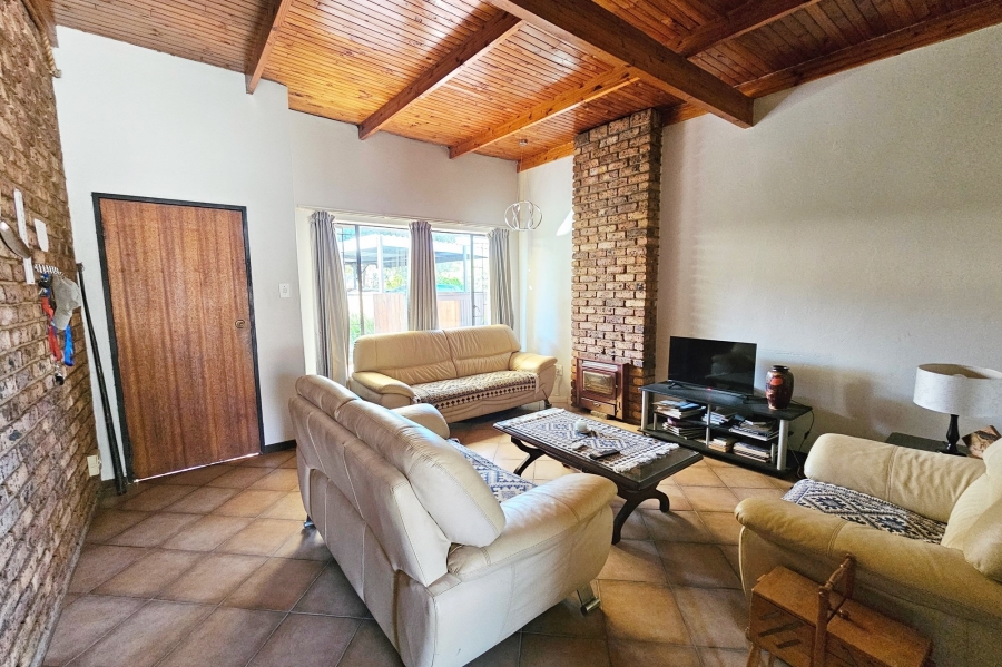 4 Bedroom Property for Sale in Doringkloof Gauteng