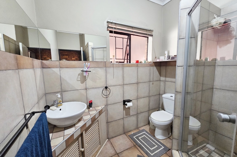 4 Bedroom Property for Sale in Doringkloof Gauteng