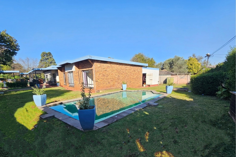 4 Bedroom Property for Sale in Doringkloof Gauteng