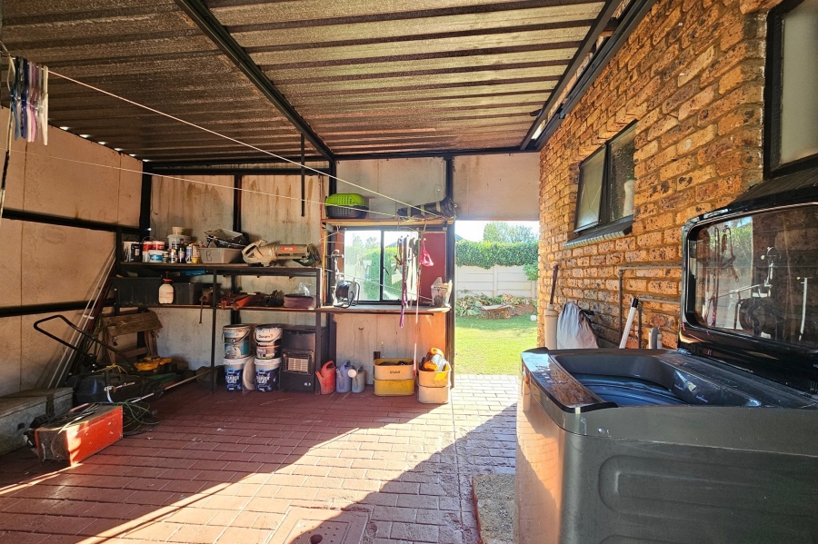 4 Bedroom Property for Sale in Doringkloof Gauteng