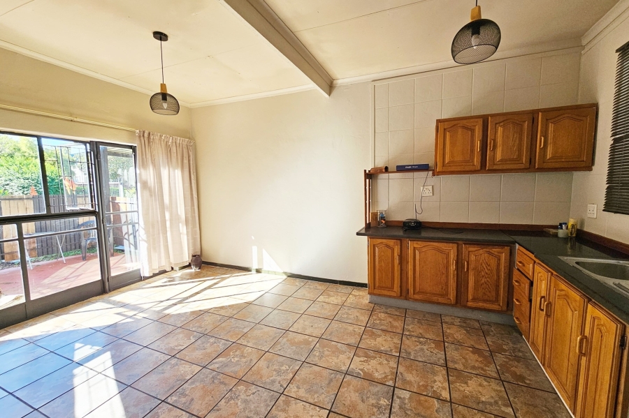 4 Bedroom Property for Sale in Doringkloof Gauteng