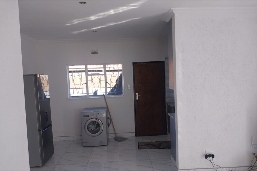 3 Bedroom Property for Sale in Protea North Gauteng