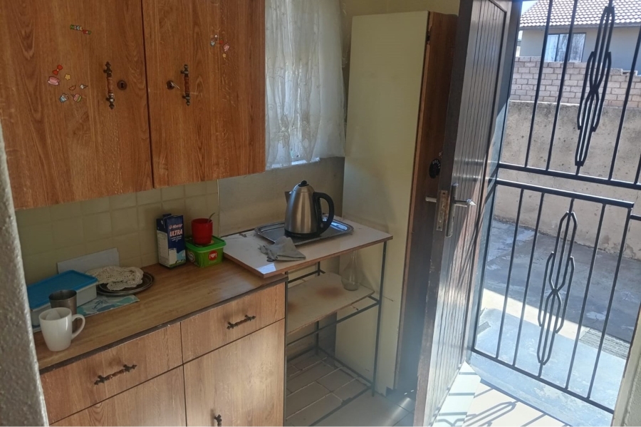 To Let 2 Bedroom Property for Rent in Doornkop Gauteng