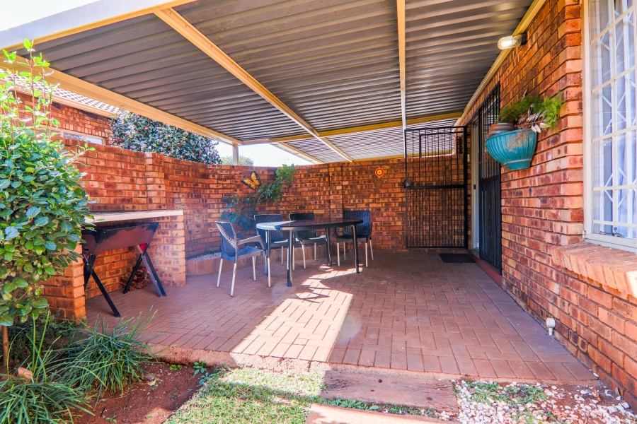 3 Bedroom Property for Sale in Celtisdal Gauteng