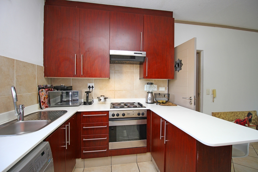 2 Bedroom Property for Sale in Lonehill Gauteng