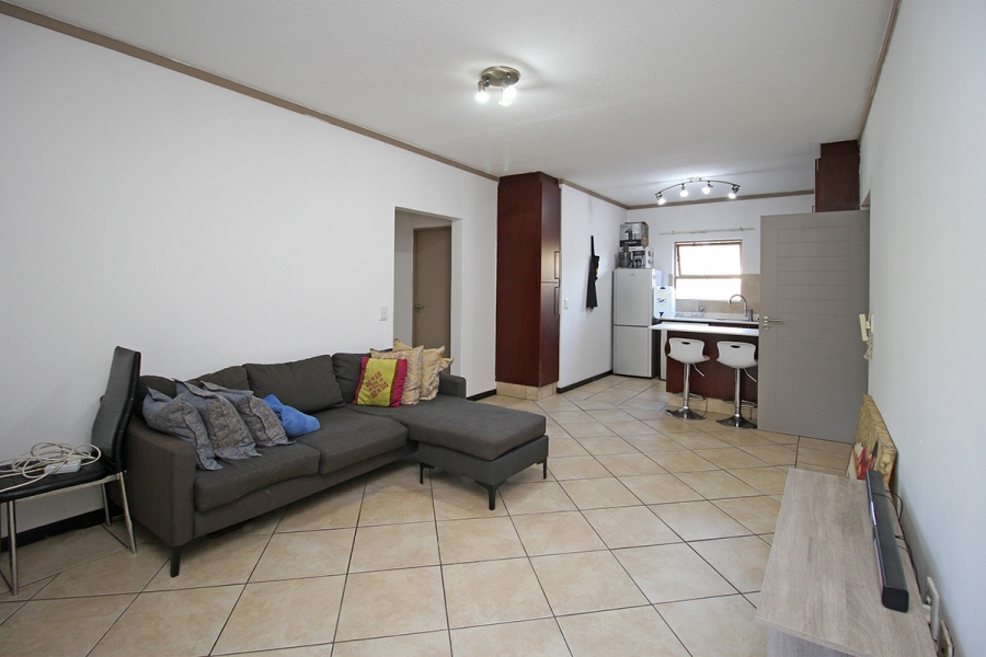 2 Bedroom Property for Sale in Lonehill Gauteng