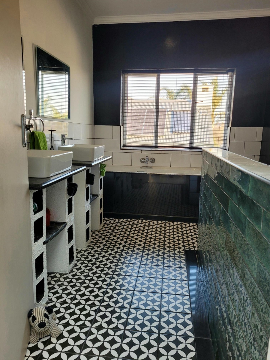 4 Bedroom Property for Sale in Centurion Golf Estate Gauteng