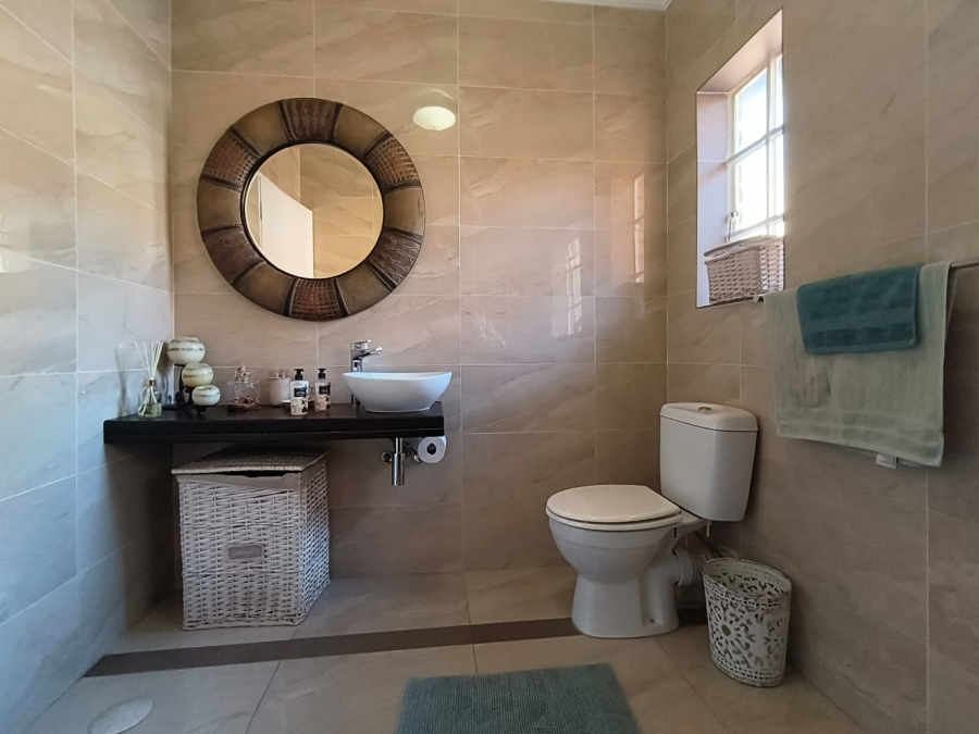 3 Bedroom Property for Sale in Garsfontein Gauteng