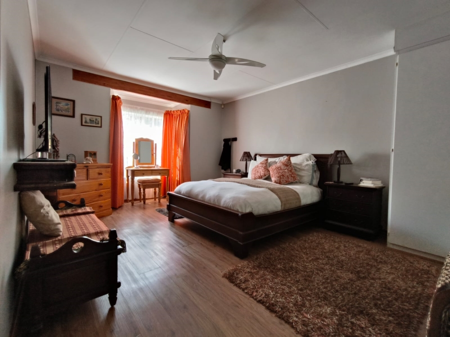 3 Bedroom Property for Sale in Garsfontein Gauteng