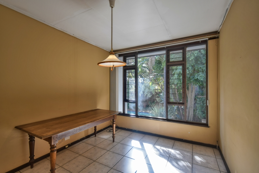 4 Bedroom Property for Sale in Faerie Glen Gauteng