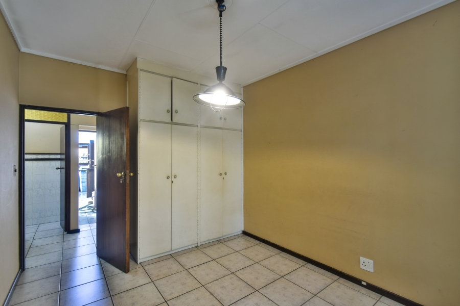 4 Bedroom Property for Sale in Faerie Glen Gauteng