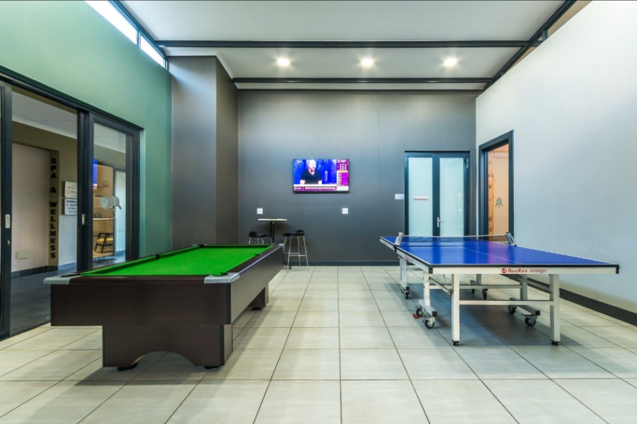 To Let 1 Bedroom Property for Rent in Waterfall Gauteng
