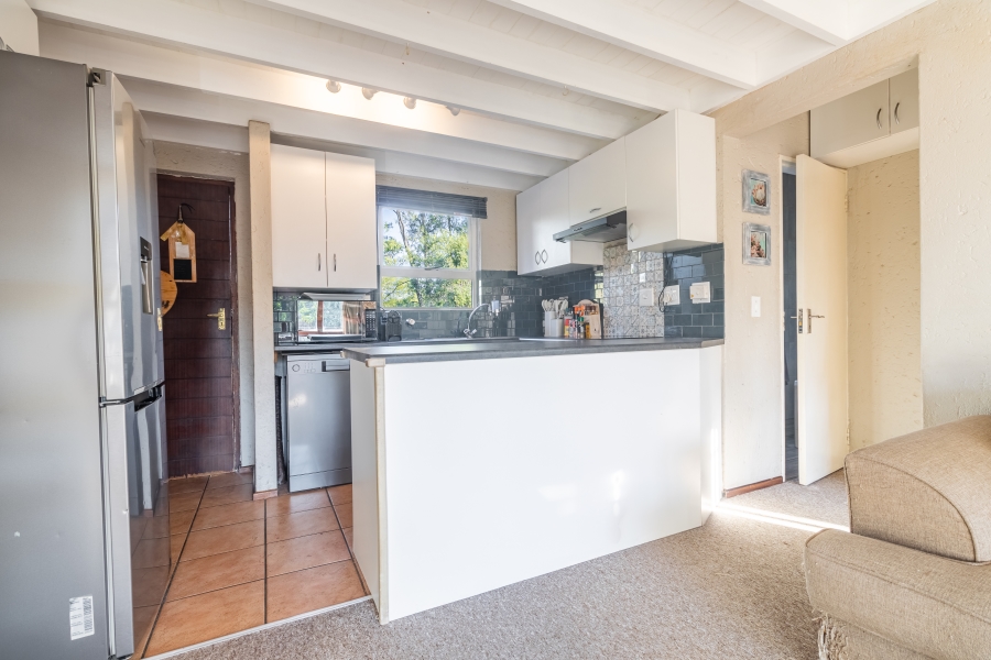 2 Bedroom Property for Sale in Magaliessig Gauteng