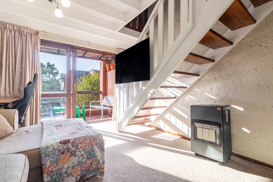 2 Bedroom Property for Sale in Magaliessig Gauteng