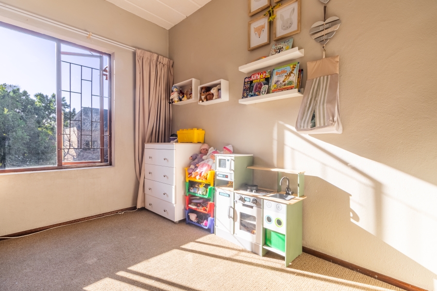 2 Bedroom Property for Sale in Magaliessig Gauteng