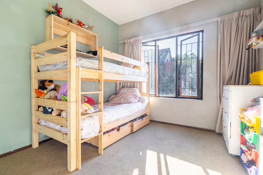 2 Bedroom Property for Sale in Magaliessig Gauteng