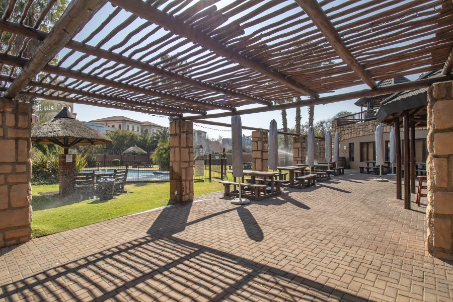 2 Bedroom Property for Sale in Magaliessig Gauteng
