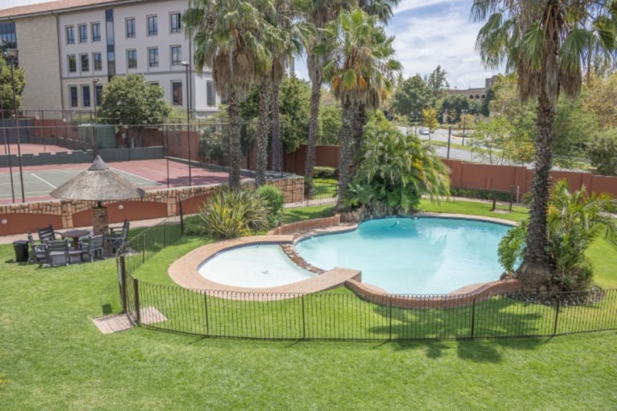 2 Bedroom Property for Sale in Magaliessig Gauteng