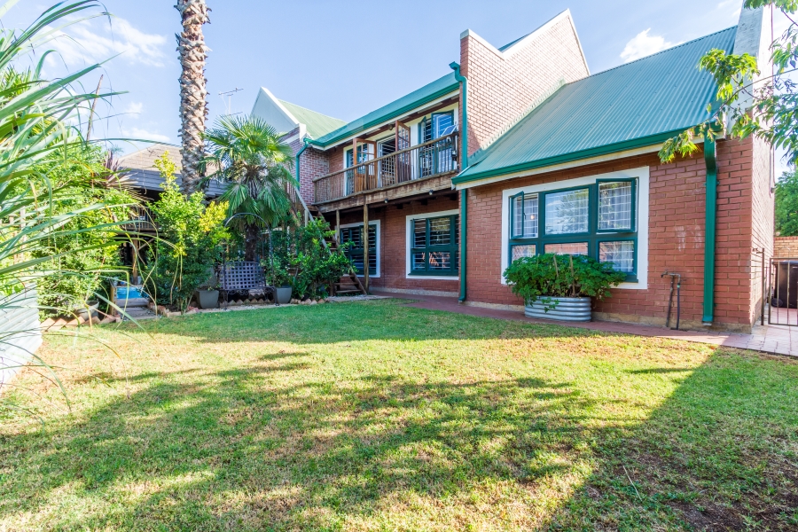 4 Bedroom Property for Sale in Equestria Gauteng
