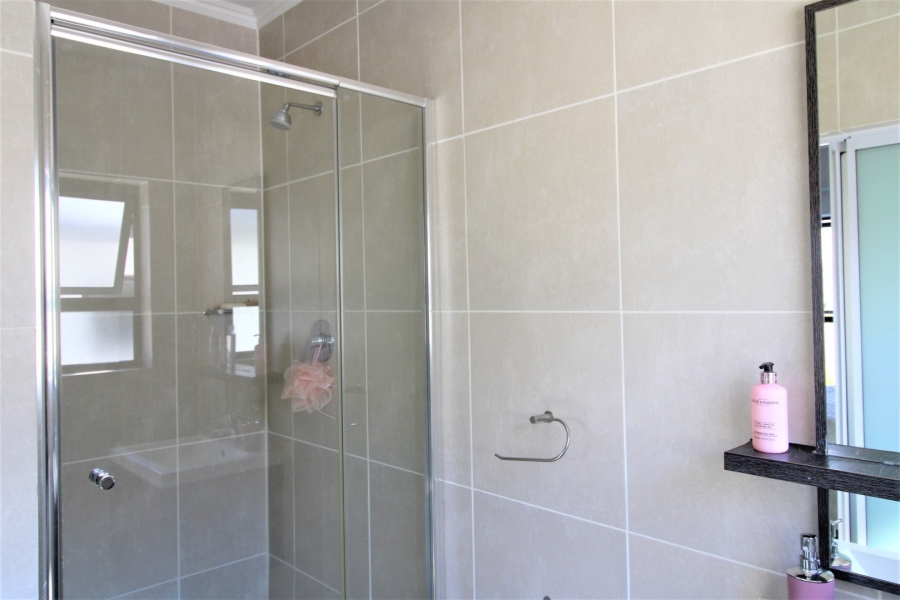 To Let 1 Bedroom Property for Rent in Bryanston Gauteng