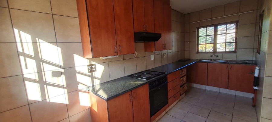 To Let 1 Bedroom Property for Rent in Bedfordview Gauteng