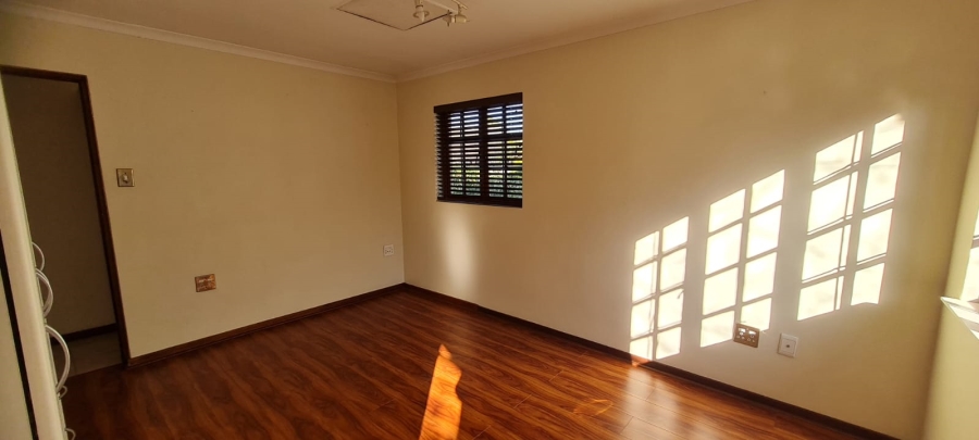 To Let 1 Bedroom Property for Rent in Bedfordview Gauteng