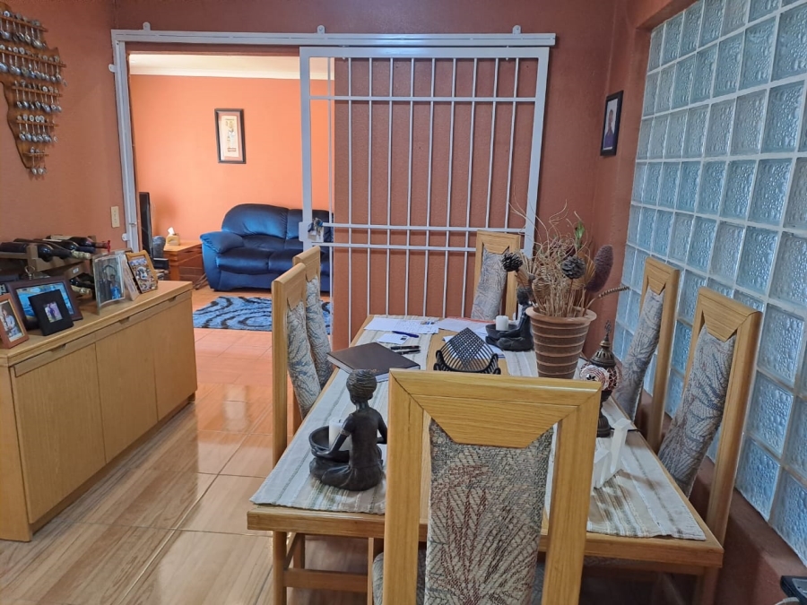 3 Bedroom Property for Sale in Suideroord Gauteng