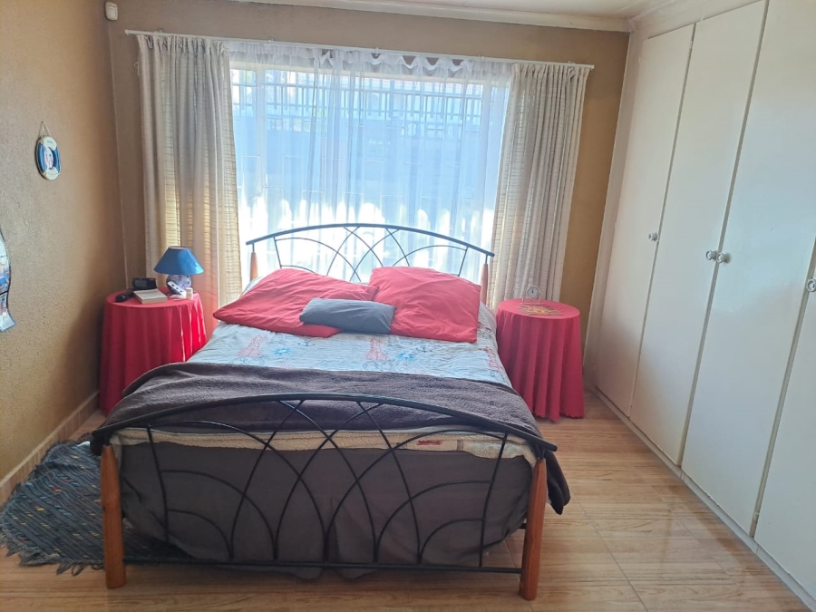 3 Bedroom Property for Sale in Suideroord Gauteng