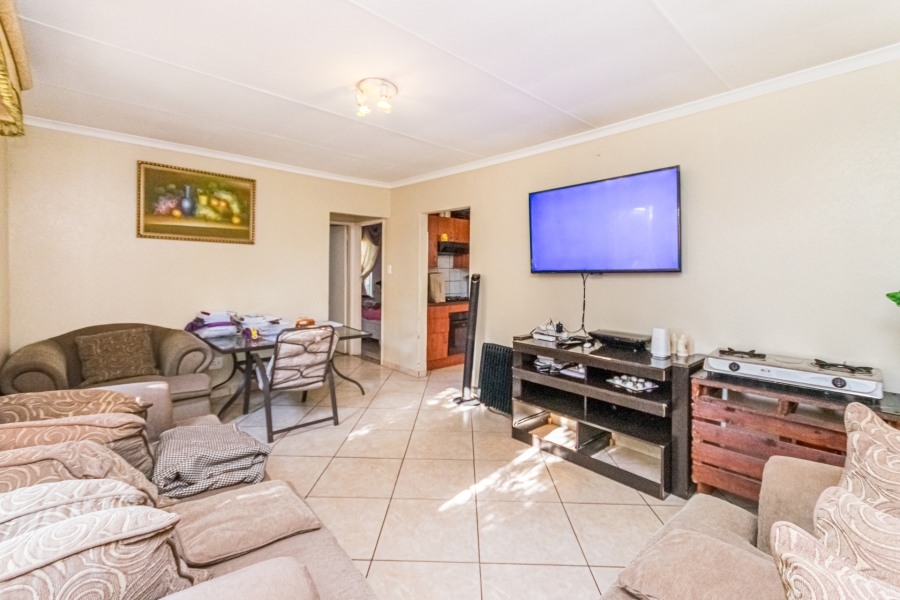 2 Bedroom Property for Sale in Cosmo City Gauteng