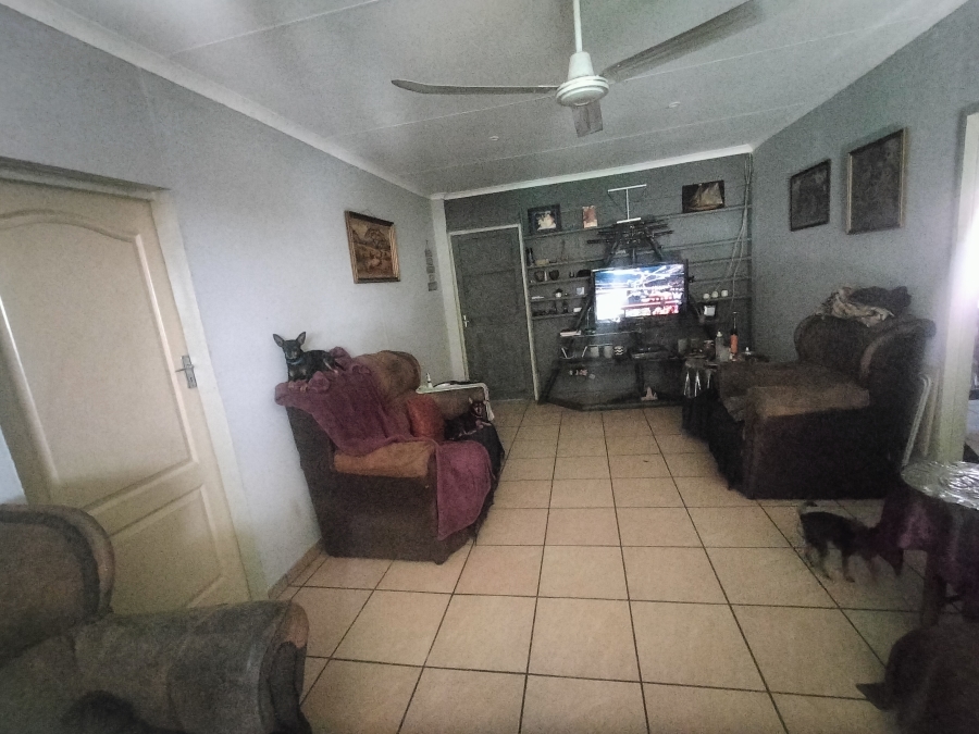 9 Bedroom Property for Sale in Bon Accord Gauteng
