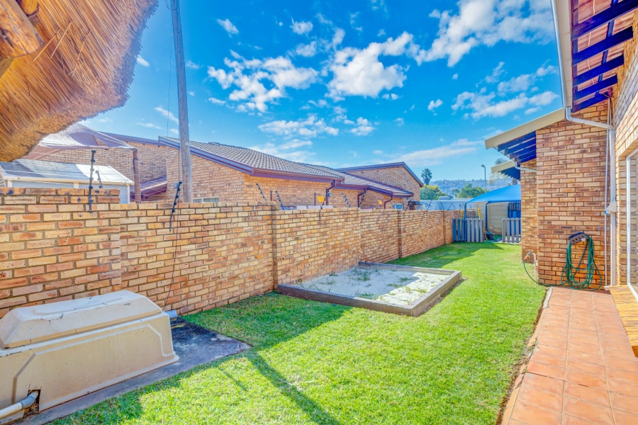 3 Bedroom Property for Sale in Rangeview Gauteng