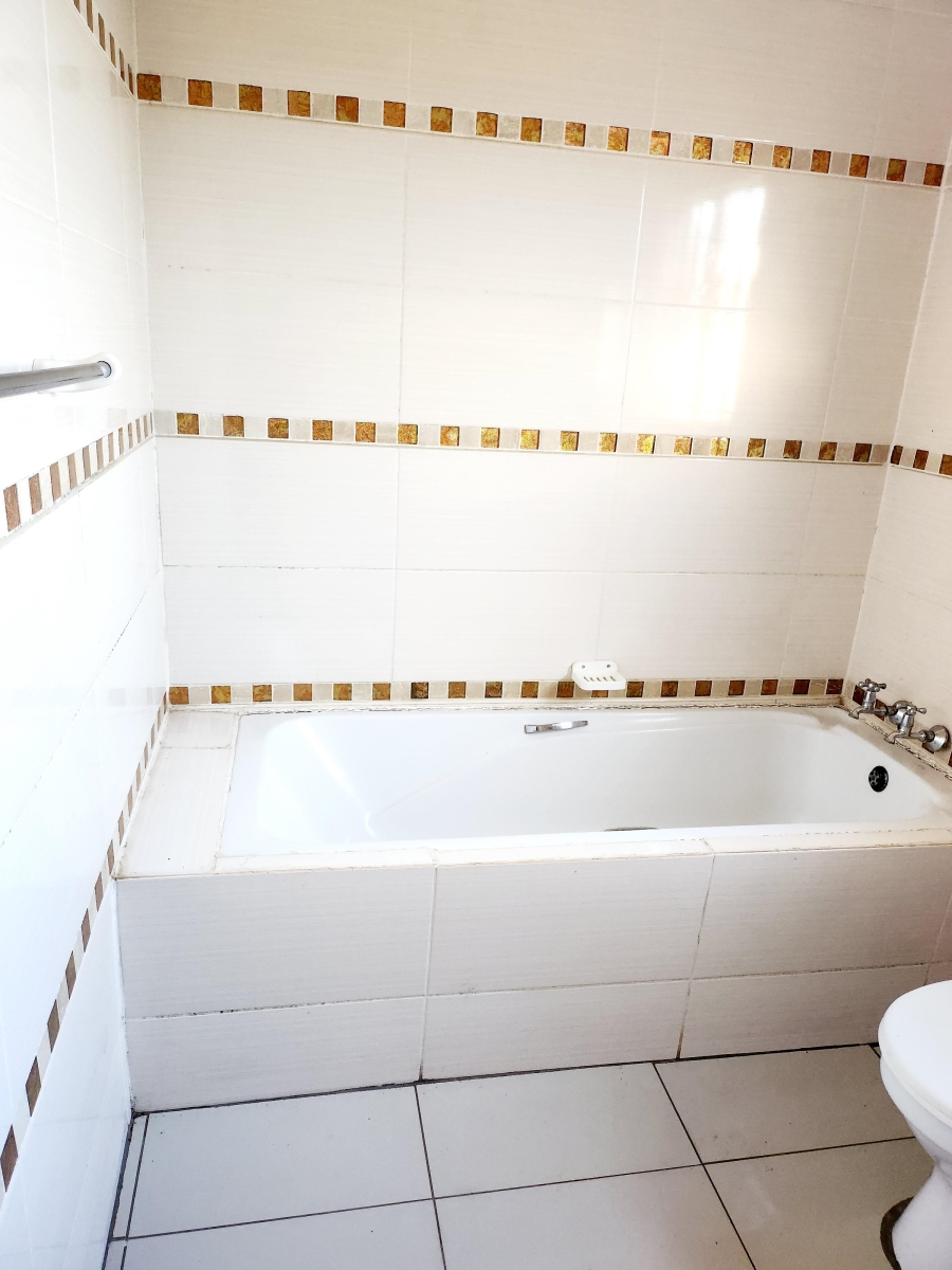 3 Bedroom Property for Sale in Riversdale Gauteng