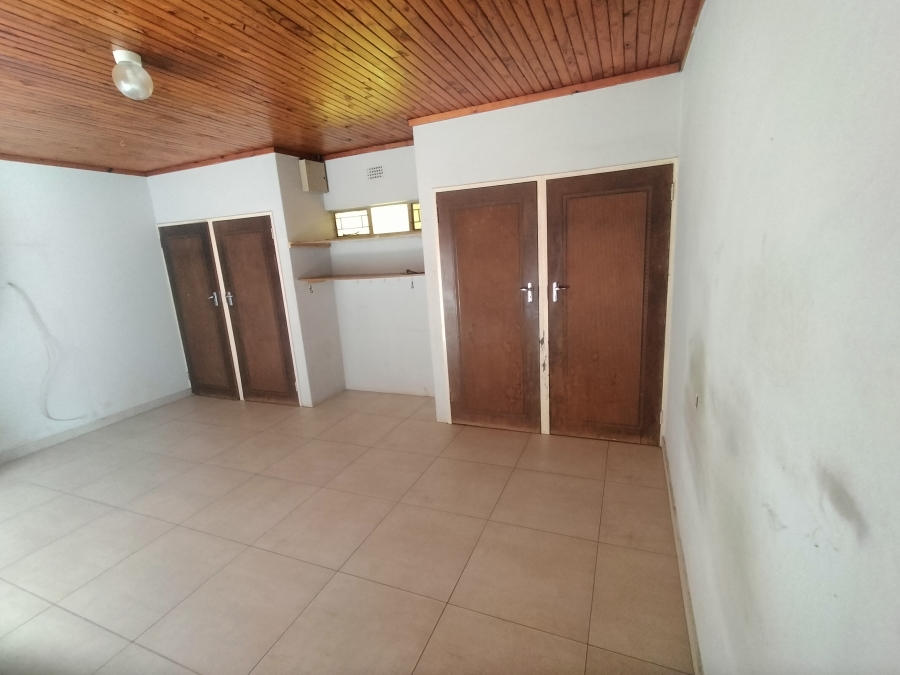 7 Bedroom Property for Sale in Bon Accord Gauteng
