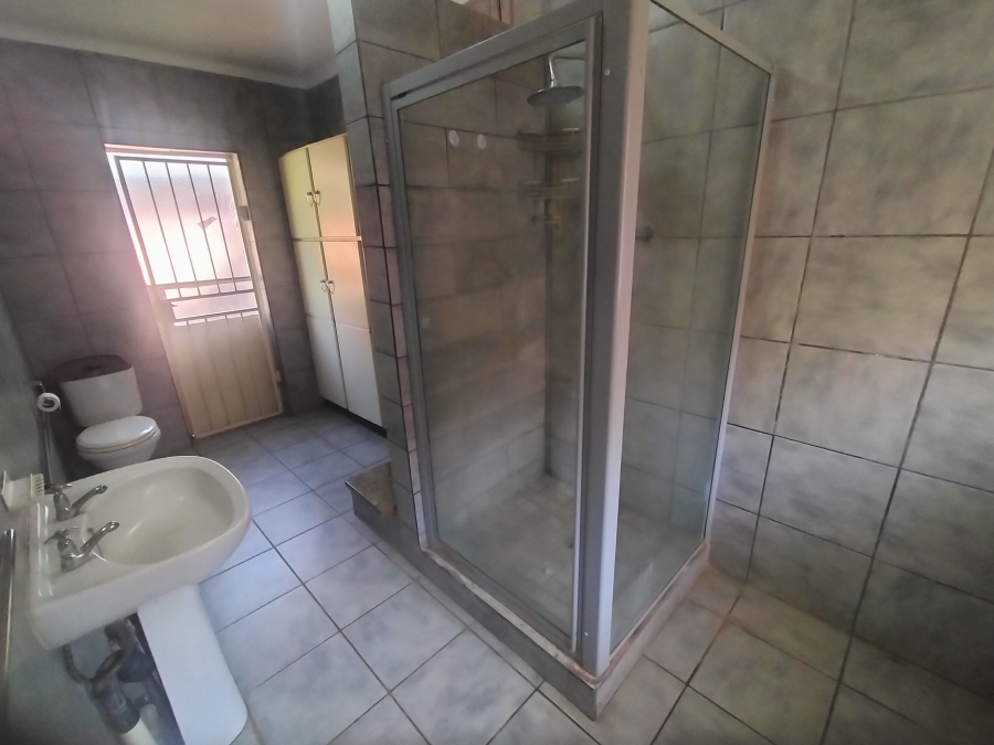 7 Bedroom Property for Sale in Bon Accord Gauteng