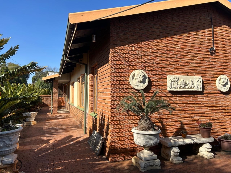 To Let 3 Bedroom Property for Rent in Rietfontein Gauteng